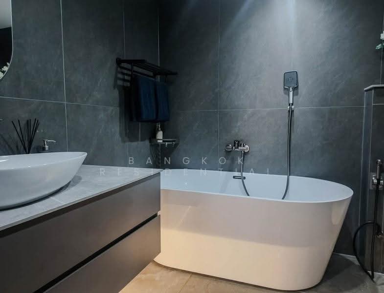All Seasons Mansion, Bangkok, Soi Ruamrudee, Wireless Road, Lumphini, Pathum Wan, Bangkok, 3 Bedrooms, 178 sqm, Condo For Sale, by Bangkok Residential, 500533740 - DDproperty.com