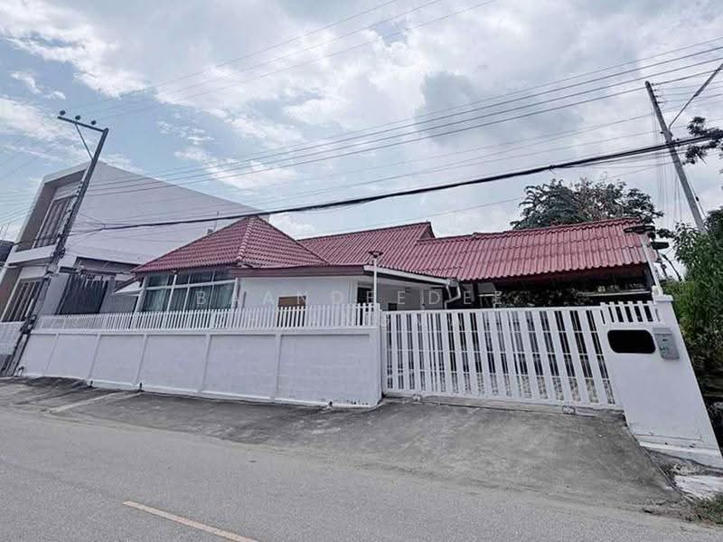 บ้านให้เช่า – ใกล้สนามกอล์ฟเอ็มสปอร์ตคอมเพล็กซ์ เพียง 5 นาที ค่าเช่า 22,000 บาท / เดือน No.13H748, เชียงใหม่, ต้นเปา, สันกำแพง, เชียงใหม่, 130 ตร.ม., บ้านเดี่ยว ให้เช่า, โดย Baandeedee Chiangmai, 500533771 - DDproperty.com