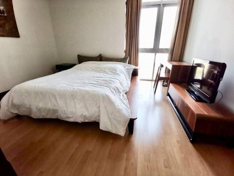 Nusasiri Grand, Bangkok, Soi Sukhumvit 42, Phra Kanong, Khlong Toei, Bangkok, 3 Bedrooms, 135 sqm, Condo For Rent, by Nattapol Jedsadathitikul, 500533795 - DDproperty.com