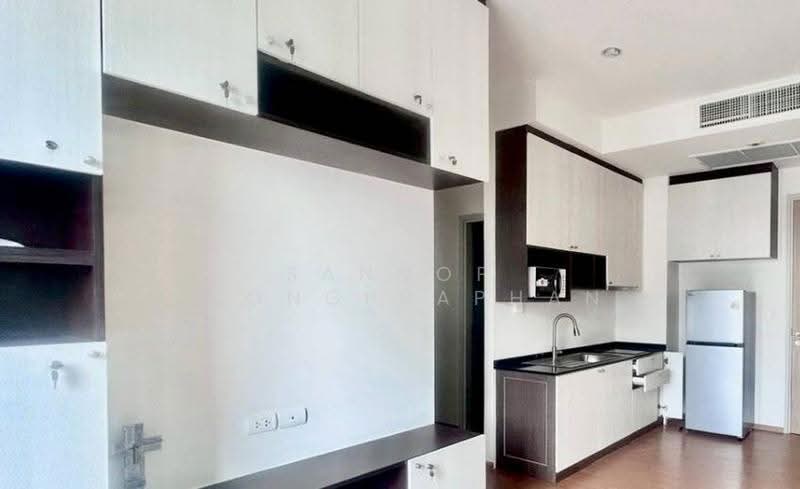 The Capital Ekamai-Thonglor, Bangkok, 2898 New Petchaburi Rd, Bang Kapi, Huai Khwang, Bangkok, 2 Bedrooms, 54 sqm, Condo For Sale, by Sannop Phongpraphan, 500533822 - DDproperty.com