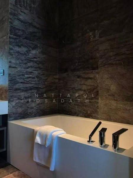 Banyan Tree Residences Riverside, Bangkok, Soi Somdet Chao Phraya 17, Khlong San, Bangkok, 1 Bedroom, 70 sqm, Condo For Sale, by Nattapol Jedsadathitikul, 500533830 - DDproperty.com