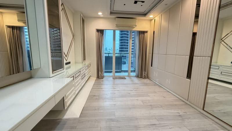 Silom Grand Terrace, Bangkok, Soi Saladaeng 2, Saladaeng Road, Silom, Bang Rak, Bangkok, 1 Bedroom, 90 sqm, Condo For Sale, by Thanaporn Wongcharoen, 500533852 - DDproperty.com