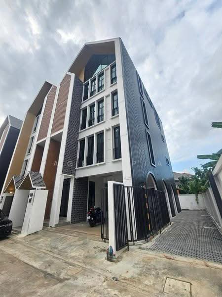 4-Storey Modern Home Office for Rent –Near Hua Mak Airport Link & MRT Yellow Line (SPSP6675), Bangkok, Suan Luang, Bangkok, , 368 sqm, Shophouse For Rent, by Agent Pla, 500533869 - DDproperty.com