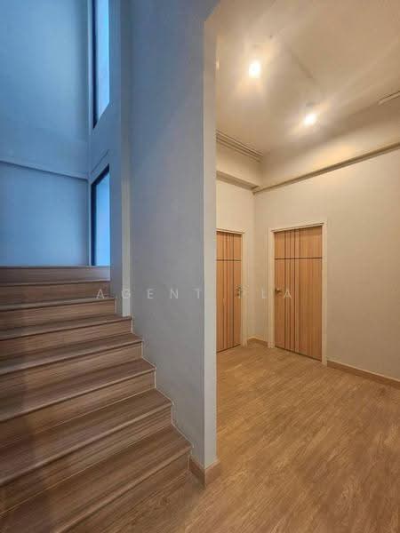 4-Storey Modern Home Office for Rent –Near Hua Mak Airport Link & MRT Yellow Line (SPSP6675), Bangkok, Suan Luang, Bangkok, , 368 sqm, Shophouse For Rent, by Agent Pla, 500533869 - DDproperty.com