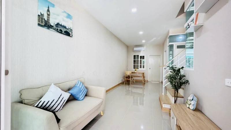 Golden Town Bangna km.5 : โกลเด้น ทาวน์ บางนา กม.5, สมุทรปราการ, บัวนครินทร์, บางแก้ว, บางพลี, สมุทรปราการ, 105 ตร.ม., ทาวน์เฮ้าส์ ขาย, โดย Saowaluk Anupong, 500533871 - DDproperty.com