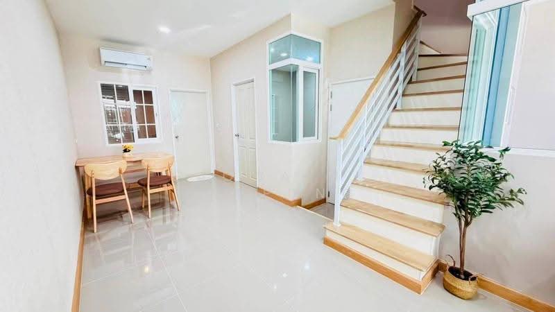 Golden Town Bangna km.5 : โกลเด้น ทาวน์ บางนา กม.5, สมุทรปราการ, บัวนครินทร์, บางแก้ว, บางพลี, สมุทรปราการ, 105 ตร.ม., ทาวน์เฮ้าส์ ขาย, โดย Saowaluk Anupong, 500533871 - DDproperty.com