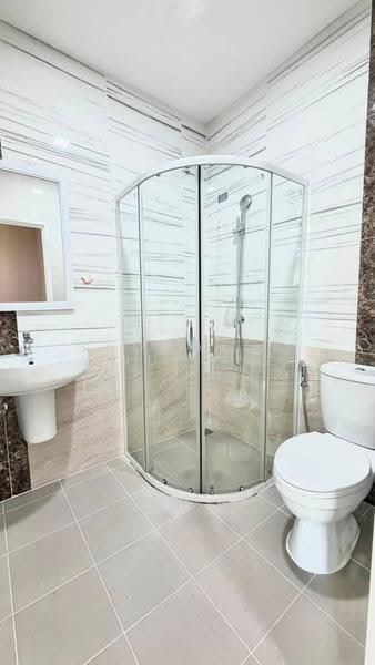 Golden Town Bangna km.5, Samut Prakan, Buanakarin, Bang Kaeo, Bang Plee, Samut Prakan, 3 Bedrooms, 105 sqm, Townhouse For Sale, by Saowaluk Anupong, 500533871 - DDproperty.com