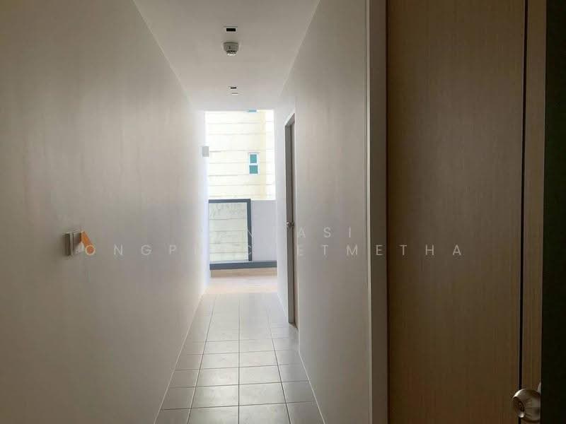 GM Estate Hotel & Executive Apartments, Bangkok, 55 Sukhumvit 20 Alley, Khong Tan, Khlong Toei, Bangkok, 3 Bedrooms, 200 sqm, Apartment For Rent, by Pensasi Ongphichetmetha, 500533881 - DDproperty.com