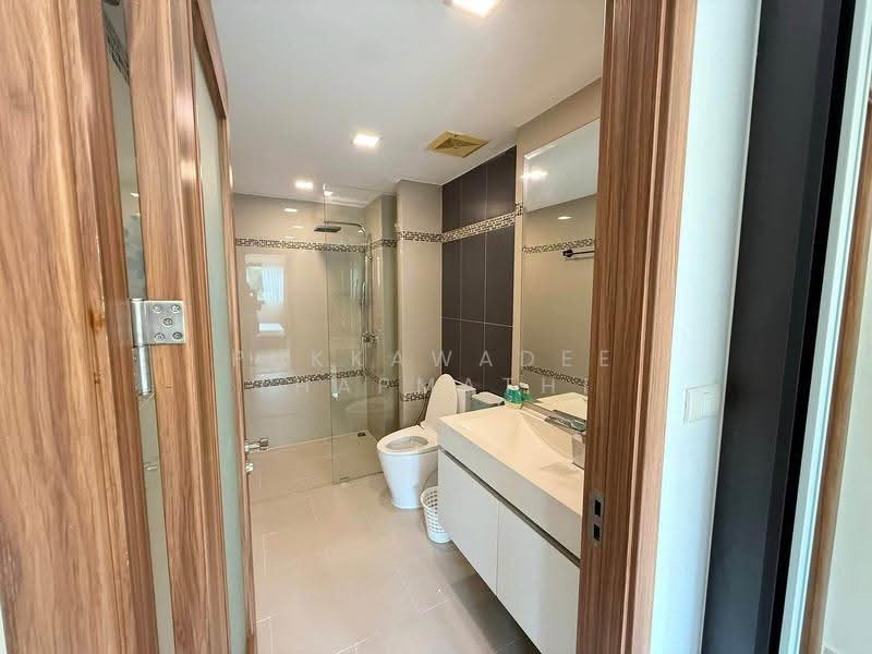 Club Royal, Chon Buri (Pattaya), 381 Soi Na Kluea 12, Na Kloe, Bang Lamung (Pattaya), Chon Buri (Pattaya), 1 Bedroom, 37 sqm, Condo For Sale, by Pukkawadee Thapmathi, 500533901 - DDproperty.com