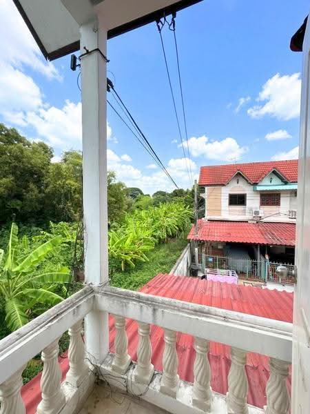 Samrej Ville 6, Nonthaburi, Soi Moobaan Samrej Ville 6, Sala Klang, Bang Kruai, Nonthaburi, 2 Bedrooms, 100 sqm, Townhouse For Sale, by Punpapa Rassamee, 500533925 - DDproperty.com