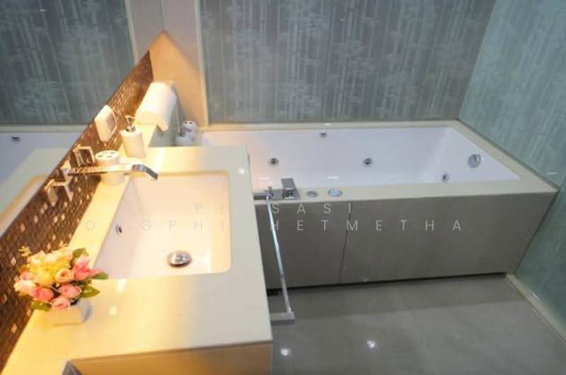 The Address Sathorn, Bangkok, 98 Sathorn Nua Road, Silom, Bang Rak, Bangkok, 1 Bedroom, 45 sqm, Condo For Rent, by Pensasi Ongphichetmetha, 500533931 - DDproperty.com