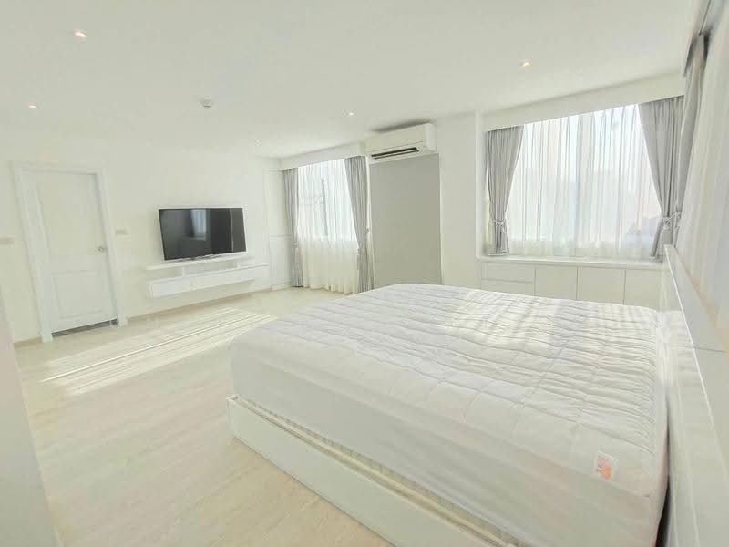 Silom Condominium : สีลมคอนโดมิเนียม, กรุงเทพ, สีลม, บางรัก, กรุงเทพ, 144 ตร.ม., คอนโด ให้เช่า, โดย Pensasi Ongphichetmetha, 500533935 - DDproperty.com