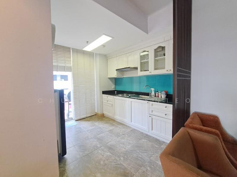 Langsuan Ville, Bangkok, 50 Soi Langsuan, Lumphini, Pathum Wan, Bangkok, 1 Bedroom, 98 sqm, Condo For Rent, by Chutima Saenieo, 500533994 - DDproperty.com