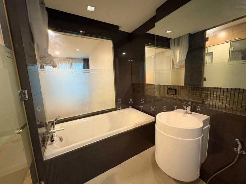 Rhythm Sukhumvit 50, Bangkok, 8 Sukhumvit 50, Sukhumvit Road, Phra Kanong, Khlong Toei, Bangkok, 2 Bedrooms, 66 sqm, Condo For Rent, by Pensasi Ongphichetmetha, 500534008 - DDproperty.com