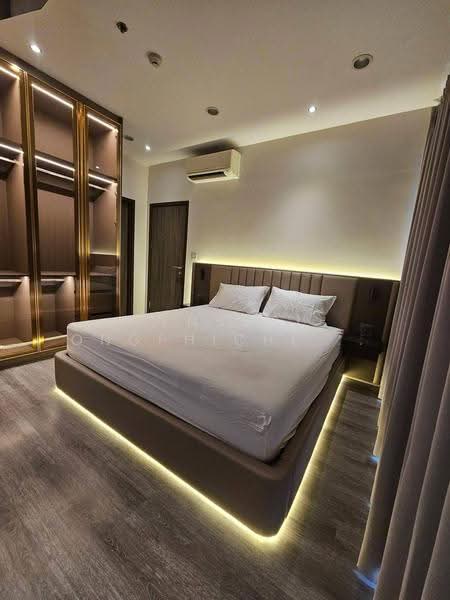 IDEO Mobi Asoke, Bangkok, New Petchaburi Road, Bang Kapi, Huai Khwang, Bangkok, 2 Bedrooms, 61 sqm, Condo For Rent, by Pensasi Ongphichetmetha, 500534021 - DDproperty.com