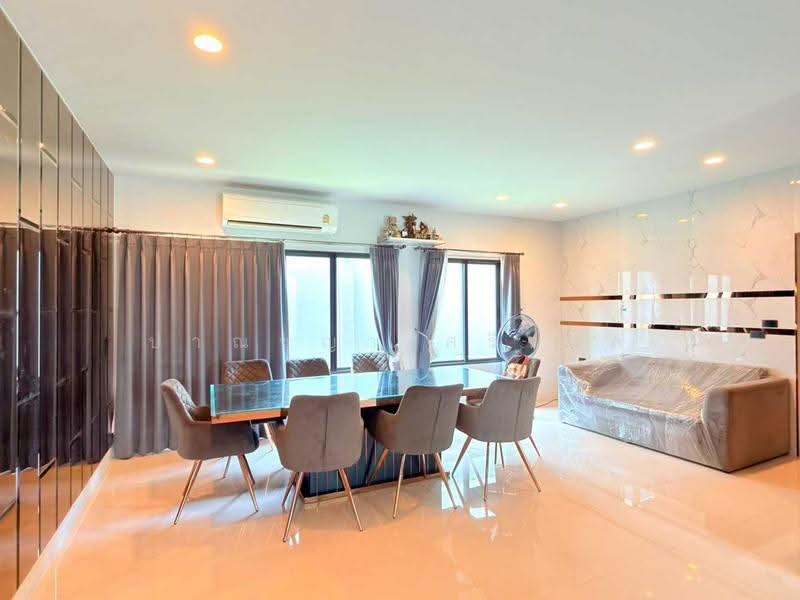 Setthasiri Thawiwatthana, Bangkok, Sala Thammasop Road, Sala Thammasop, Thawi Watthana, Bangkok, 4 Bedrooms, 305 sqm, Single Detached House For Sale, by ปาณชญา ศรีนวล, 500534041 - DDproperty.com