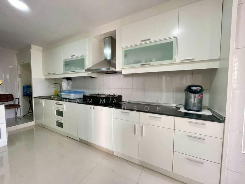 Wattana Heights, Bangkok, Sukhumvit Road, Khlongtoei Nua, Watthana, Bangkok, 3 Bedrooms, 336 sqm, Condo For Sale, by Muhammad-ameen Waeyusoh, 500534093 - DDproperty.com