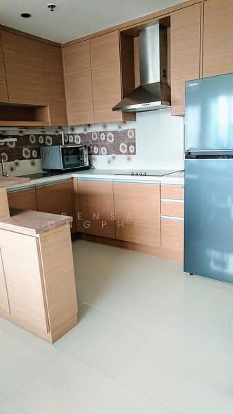 The Emporio Place, Bangkok, 93 Soi Sukhumvit 24, Sukhumvit Road, Khong Tan, Khlong Toei, Bangkok, 2 Bedrooms, 105 sqm, Condo For Rent, by Pensasi Ongphichetmetha, 500534108 - DDproperty.com