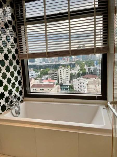 AGUSTON Sukhumvit 22 : อกัสตัน สุขุมวิท 22, กรุงเทพ, 140 ซอยสุขุมวิท 22, คลองเตย, กรุงเทพ, 150 ตร.ม., คอนโด ให้เช่า, โดย Pensasi Ongphichetmetha, 500534127 - DDproperty.com