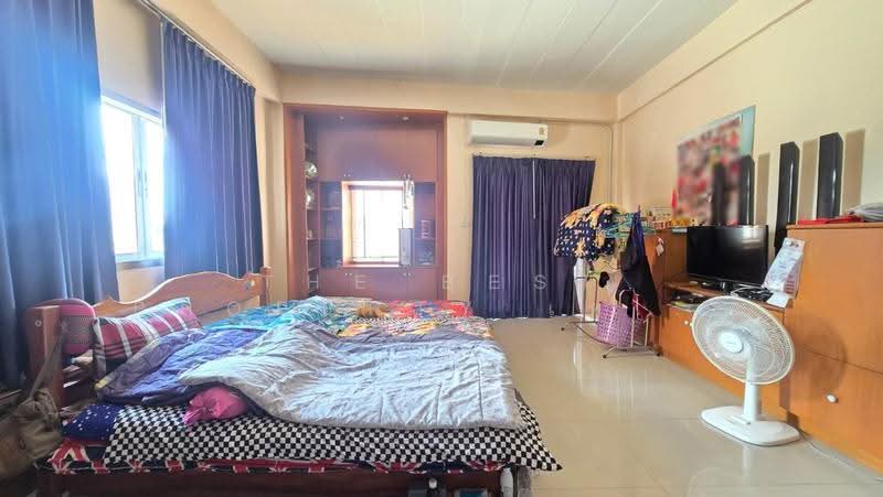 อาคารพาณิชย์พานทอง ชลบุรี, ชลบุรี, พานทอง, ชลบุรี, 400 ตร.ม., ตึกแถว-อาคารพาณิชย์ ขาย, โดย The Best Property เหมยหลิง, 500534163 - DDproperty.com