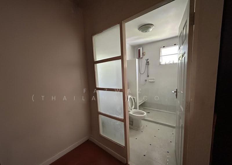 Chaiyapruek Petchkasem 81, Bangkok, Soi Petchkasem 81 Petchkasem Road, Nong Kang Plu, Nong Khaem, Bangkok, 4 Bedrooms, 300 sqm, Single Detached House For Sale, by Fazwaz (Thailand) Co., Ltd., 500534195 - DDproperty.com