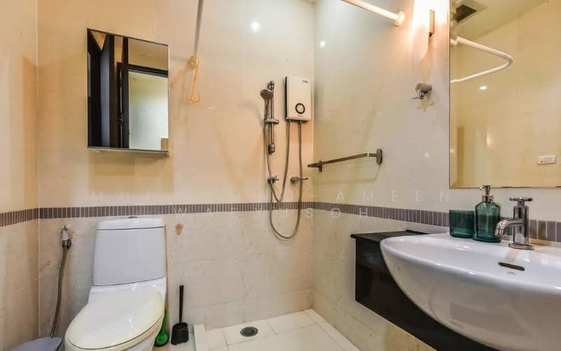 Baan Klang Krung Siam-Pathumwan, Bangkok, Petchburi Road, Thanon Phetchaburi, Ratchathewi, Bangkok, 2 Bedrooms, 67 sqm, Condo For Rent, by Muhammad-ameen Waeyusoh, 500534244 - DDproperty.com