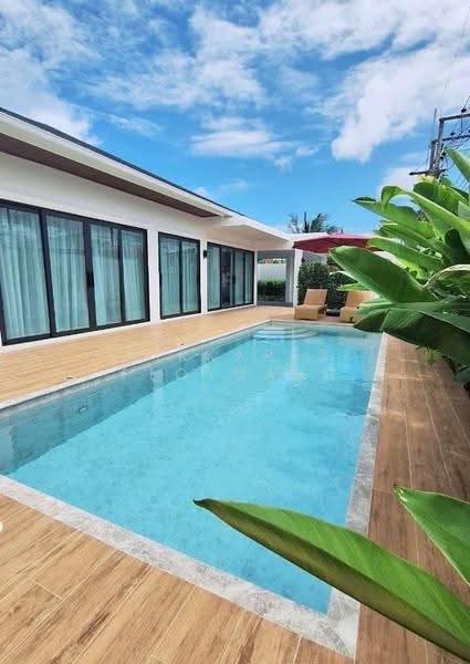 3-BR Villa, Phuket, Rawai, Muang Phuket, Phuket, 3 Bedrooms, 204 sqm, Villa For Sale, by Sikkares Ploydang, 500534260 - DDproperty.com