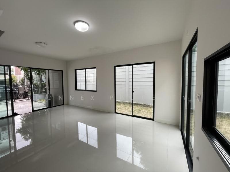 Baan Klang Muang Ramintra : บ้านกลางเมือง รามอินทรา, กรุงเทพ, ซอยกาญจนาภิเษก 6/1, ท่าแร้ง, บางเขน, กรุงเทพ, 145 ตร.ม., ทาวน์เฮ้าส์ ขาย, โดย Connex Property, 500534319 - DDproperty.com