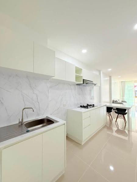 2 Bedroom Townhouse for Sale Khao Noi East Pattaya, Chon Buri (Pattaya), Nong Pru, Bang Lamung (Pattaya), Chon Buri (Pattaya), 2 Bedrooms, 72 sqm, Townhouse For Sale, by PLC real estate, 500534330 - DDproperty.com