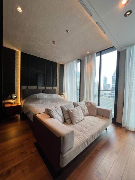 Noble Ploenchit, Bangkok, 1035 Ploenchit Road, Lumphini, Pathum Wan, Bangkok, 1 Bedroom, 45 sqm, Condo For Rent, by Thanakit Pongpit, 500534333 - DDproperty.com