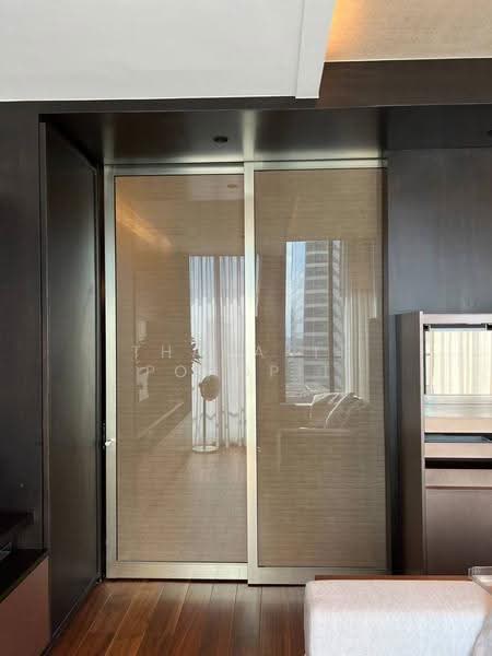 Noble Ploenchit, Bangkok, 1035 Ploenchit Road, Lumphini, Pathum Wan, Bangkok, 1 Bedroom, 45 sqm, Condo For Sale, by Thanakit Pongpit, 500534339 - DDproperty.com