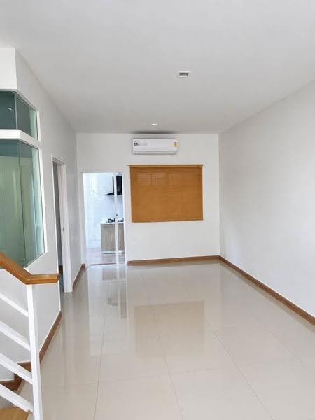 Golden Town 2 Onnut-Pattanakarn, Bangkok, 189 Soi On Nut 65 Yaek 14, Prawet, Bangkok, 4 Bedrooms, 115 sqm, Townhouse For Sale, by Kulanat Ananvutisombat, 500534361 - DDproperty.com