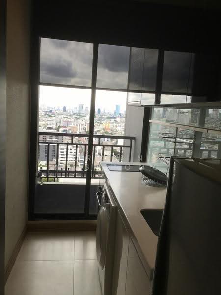 Ivy Ampio, Bangkok, 48 Ratchadaphisek Road, Huai Khwang, Bangkok, 1 Bedroom, 33 sqm, Condo For Rent, by Orapin Masthong, 500534374 - DDproperty.com