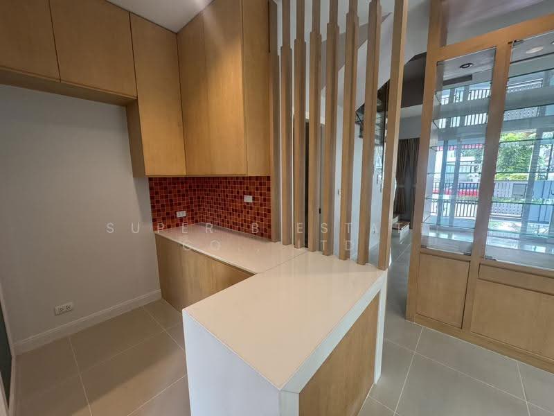 Baan Klang Muang Urbanion Rama 9-Ladprao, Bangkok, Soi Ladprao 84, Ladprao Road, Wang Thonglang, Bangkok, 3 Bedrooms, 150 sqm, Townhouse For Rent, by Super B Estate Co., Ltd, 500534375 - DDproperty.com