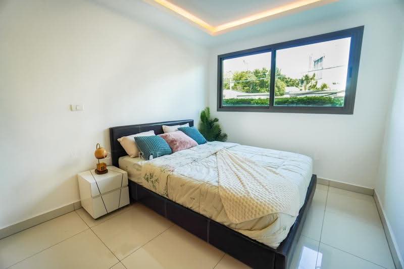 Laguna Beach Resort 3-The Maldives : ลากูน่า บีช รีสอร์ท 3-เดอะ มัลดีฟส์, ชลบุรี, ซ.จอมเทียน 9, บางละมุง, ชลบุรี, 38 ตร.ม., คอนโด ขาย, โดย PLC real estate, 500534446 - DDproperty.com