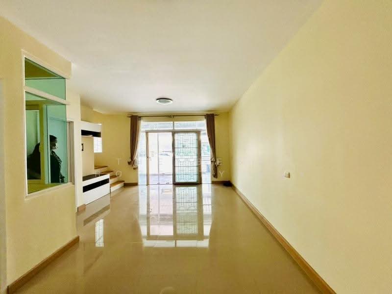 Gusto Townhome Bangna - Suvarnabhumi, Samut Prakan, Soi Wat Sriwaree Noi, Srisa Chorakhe Yai, Bang Sao Thong, Samut Prakan, 3 Bedrooms, 100 sqm, Townhouse For Sale, by The Best Property หนิง, 500534456 - DDproperty.com