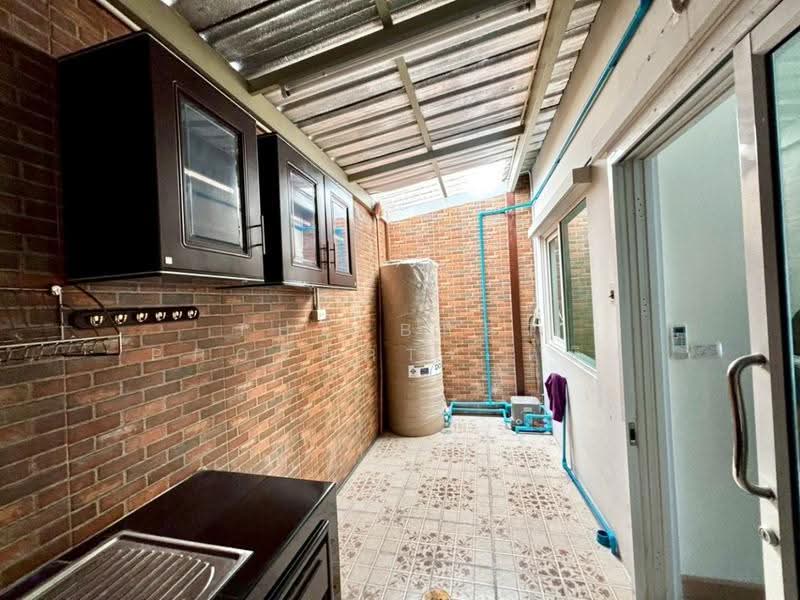 Gusto Townhome Bangna - Suvarnabhumi, Samut Prakan, Soi Wat Sriwaree Noi, Srisa Chorakhe Yai, Bang Sao Thong, Samut Prakan, 3 Bedrooms, 100 sqm, Townhouse For Sale, by The Best Property หนิง, 500534456 - DDproperty.com