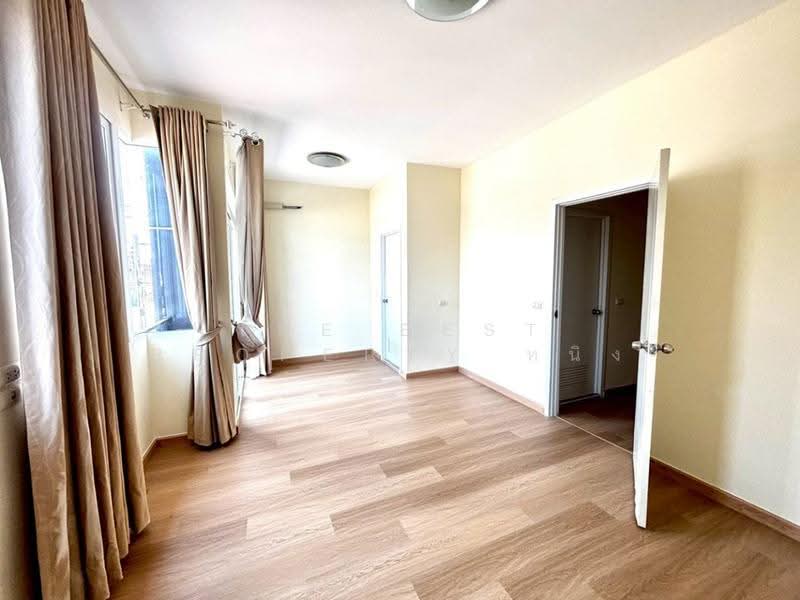 Gusto Townhome Bangna - Suvarnabhumi, Samut Prakan, Soi Wat Sriwaree Noi, Srisa Chorakhe Yai, Bang Sao Thong, Samut Prakan, 3 Bedrooms, 100 sqm, Townhouse For Sale, by The Best Property หนิง, 500534456 - DDproperty.com
