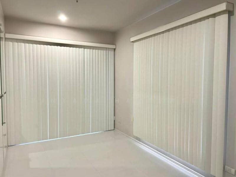HIVE Taksin, Bangkok, 18 1 Soi, Khlong Ton Sai, Khlong San, Bangkok, 2 Bedrooms, 66 sqm, Condo For Sale, by Pinyada Hantewee, 500534464 - DDproperty.com