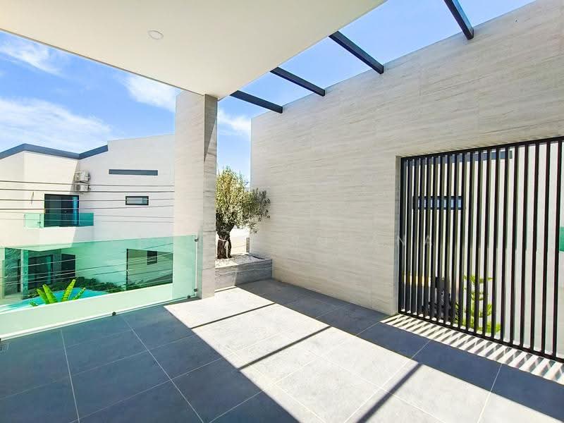 Thamber Private Pool Villa, Chon Buri (Pattaya), Huai Yai, Bang Lamung (Pattaya), Chon Buri (Pattaya), 5 Bedrooms, 397 sqm, Semi-Detached House (Twin House) For Sale, by Chanya Rojana, 500534471 - DDproperty.com