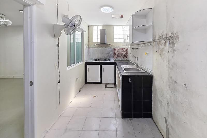 Pruksa Town Ratchapruk, Bangkok, Ratchaphruek Road, Bang Prom, Taling Chan, Bangkok, 3 Bedrooms, 130 sqm, Townhouse For Sale, by NTBHOME, 500534483 - DDproperty.com