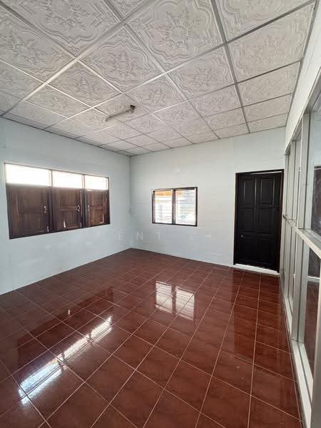 For Rent: Detached House / Home Office in Pattanakarn Area, Company Registration Allowed (SPSAD4158), Bangkok, พัฒนาการ, Suan Luang, Bangkok, 3 Bedrooms, 696 sqm, Single Detached House For Rent, by Agent Pla, 500534532 - DDproperty.com