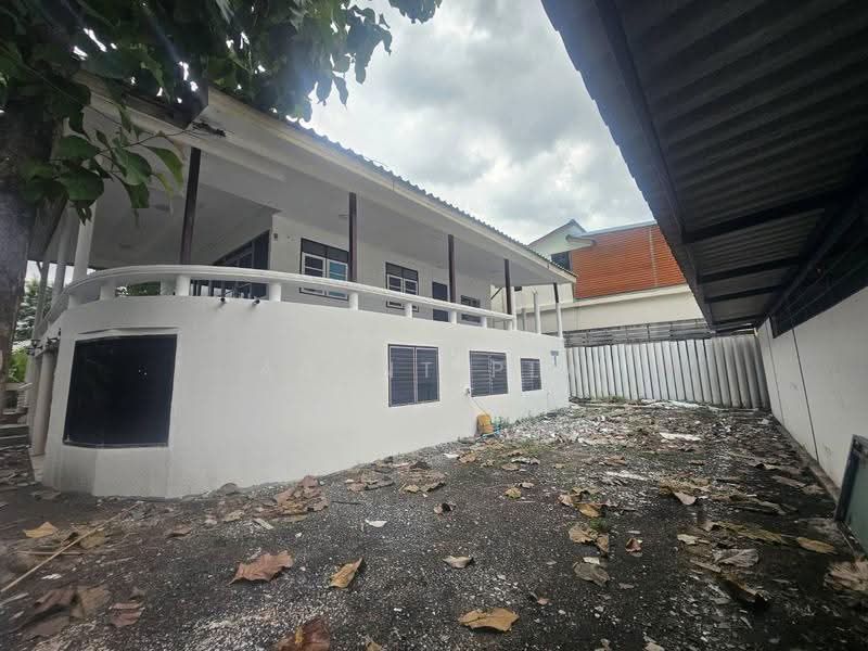 For Rent: Detached House / Home Office in Pattanakarn Area, Company Registration Allowed (SPSAD4158), Bangkok, พัฒนาการ, Suan Luang, Bangkok, 3 Bedrooms, 696 sqm, Single Detached House For Rent, by Agent Pla, 500534532 - DDproperty.com