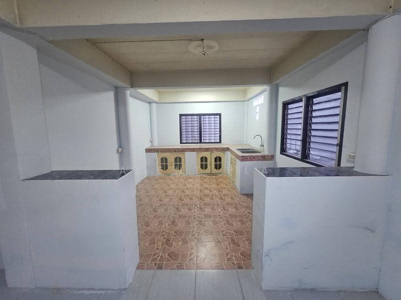For Rent: Detached House / Home Office in Pattanakarn Area, Company Registration Allowed (SPSAD4158), Bangkok, พัฒนาการ, Suan Luang, Bangkok, 3 Bedrooms, 696 sqm, Single Detached House For Rent, by Agent Pla, 500534532 - DDproperty.com