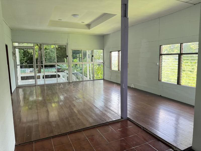 For Rent: Detached House / Home Office in Pattanakarn Area, Company Registration Allowed (SPSAD4158), Bangkok, พัฒนาการ, Suan Luang, Bangkok, 3 Bedrooms, 696 sqm, Single Detached House For Rent, by Agent Pla, 500534532 - DDproperty.com