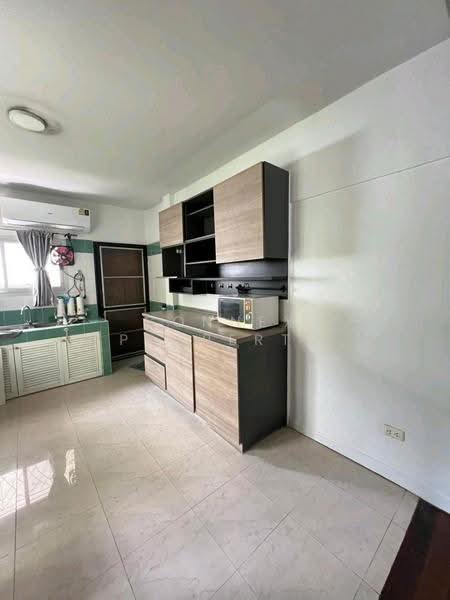 Sammakorn Ramkhamhaeng 110, Bangkok, รามคำแหง, Saphan Sung, Bangkok, 3 Bedrooms, 200 sqm, Single Detached House For Rent, by Connex Property, 500534562 - DDproperty.com
