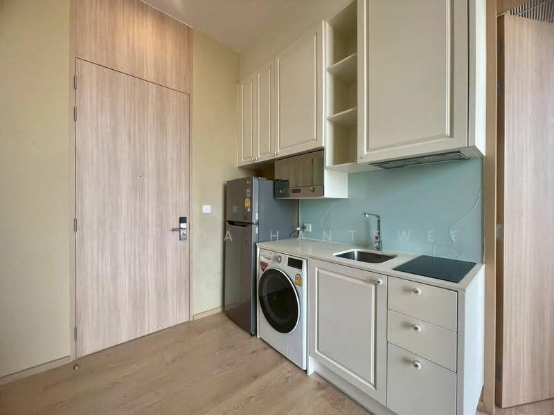 Noble BE19 Sukhumvit, Bangkok, 89 Sukhumvit 19 Alley, Khlong Tan Nua, Watthana, Bangkok, 1 Bedroom, 34 sqm, Condo For Rent, by Pinyada Hantewee, 500534577 - DDproperty.com