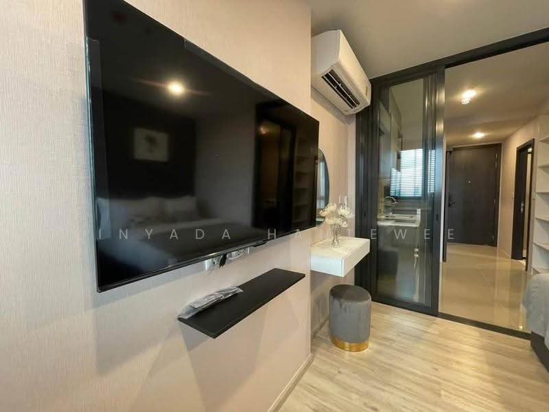 XT Huaikhwang, Bangkok, 244 Ratchadaphisek Road, Huai Khwang, Bangkok, 1 Bedroom, 30 sqm, Condo For Sale, by Pinyada Hantewee, 500534587 - DDproperty.com