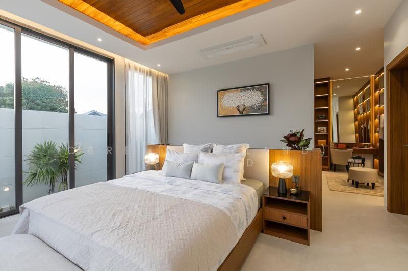 Mouana Serenity Cherngtalay, Phuket, Thep Krasattri, Thalang, Phuket, 3 Bedrooms, 360 sqm, Villa For Sale, by CBRE (Thailand) Co.,Ltd, 500534647 - DDproperty.com