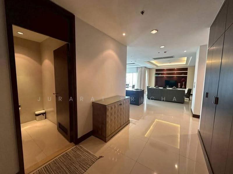 Royal Residence Park, Bangkok, 99 Royal Resident Park Lumphini, Lumphini, Pathum Wan, Bangkok, 3 Bedrooms, 220 sqm, Condo For Rent, by Jurarat Srichat, 500534707 - DDproperty.com